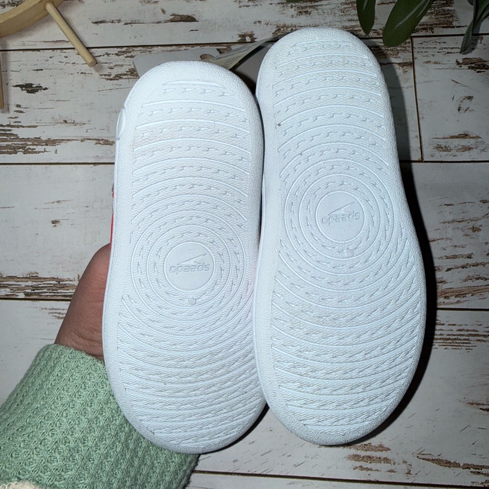 Speedo | Shoes - Picture 2 of 3